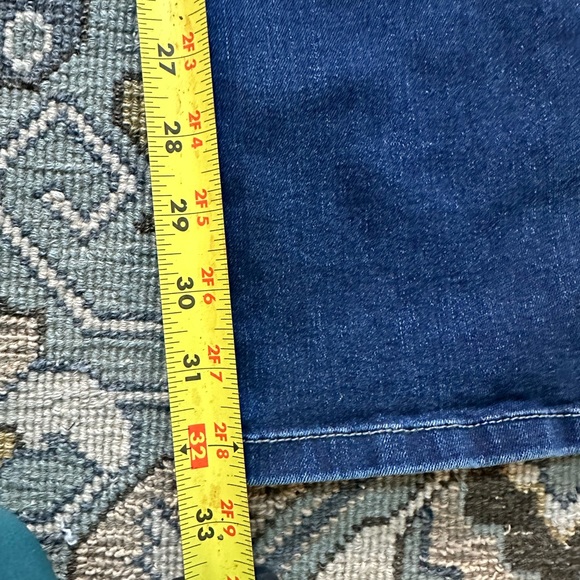 Joes high rise bootcut jeans SZ 26 Dark wash, excellent condition - Picture 5 of 5